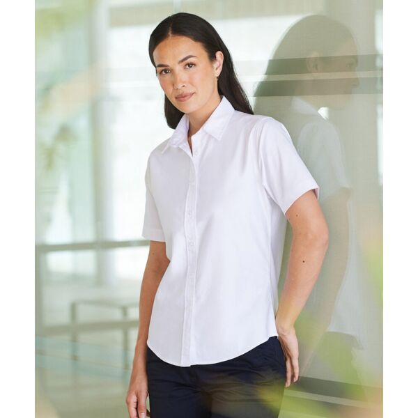 Women's short sleeve classic Oxford shirt Thumbnail